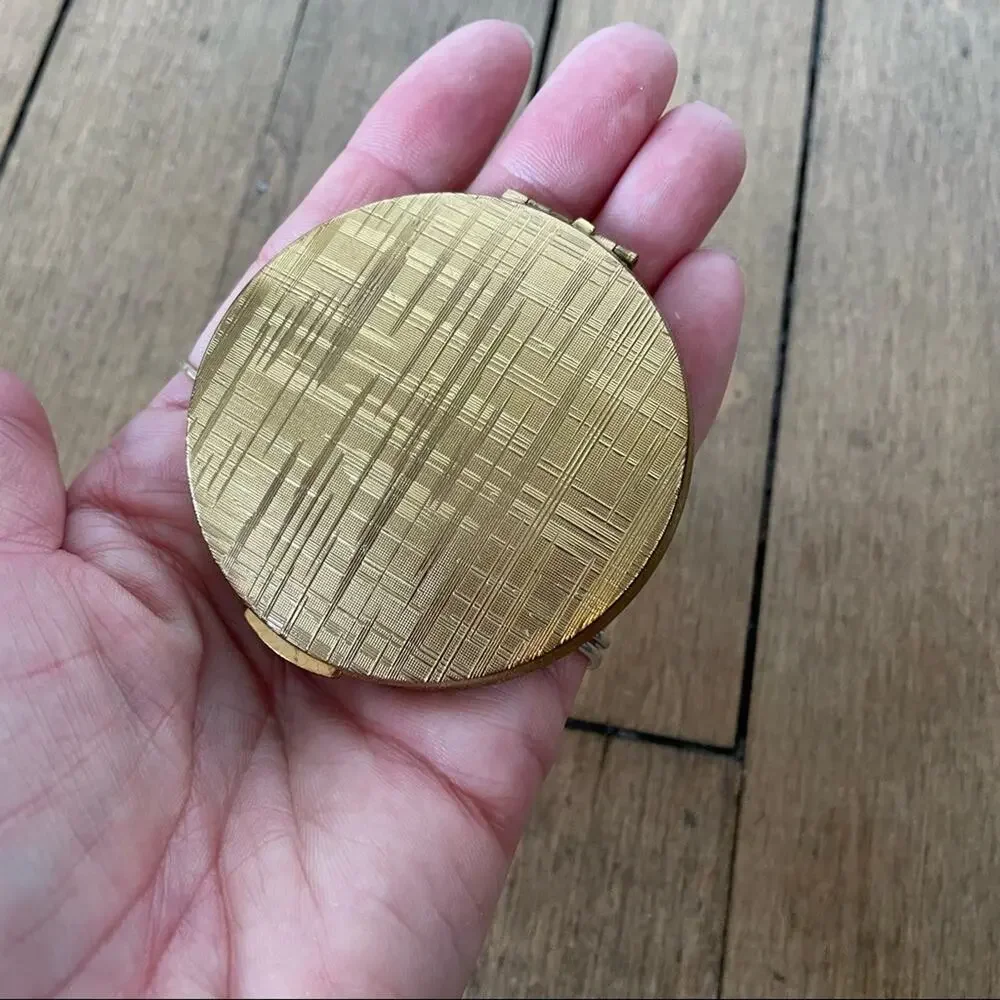 Vintage 60s KIGU of London Art Deco Gold Tone Compact